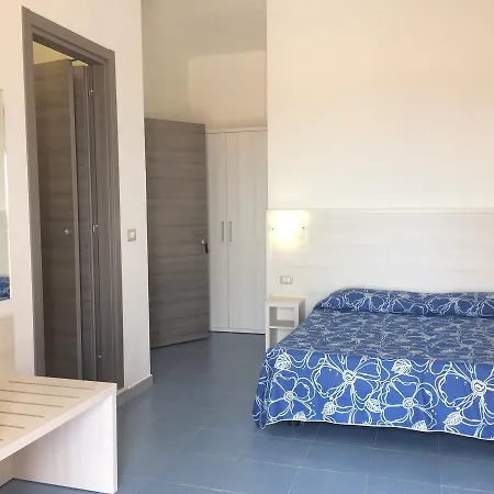 Hotel La Playa 3*
