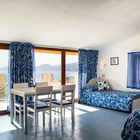 La Playa Hotel
